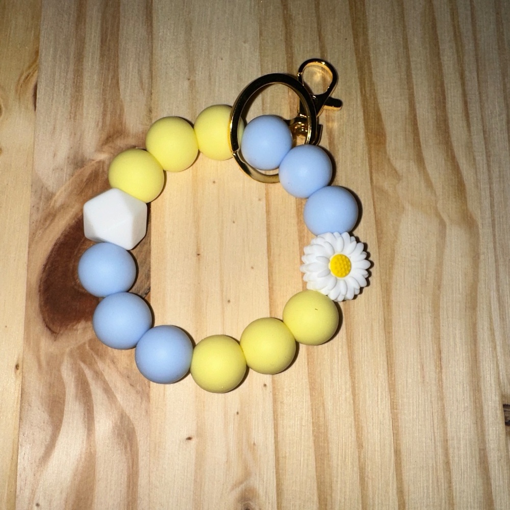 Handmade Silicone Beaded Wristlet - Flower